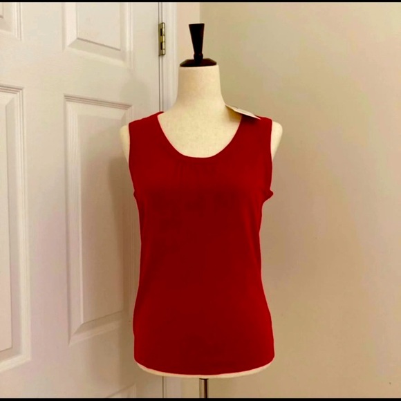 LUXE 360 Sweater Top. - Picture 1 of 4